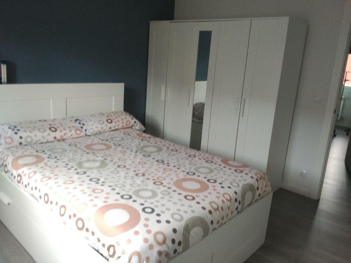 Apartamento Turistico Marcelo Celayeta At Cerca Del Centro Pamplona Bagian luar foto